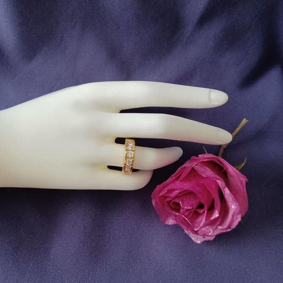 Swarovski Elements - Size 8.75 - Gold tone ring as pictured - Picture 4 of 6